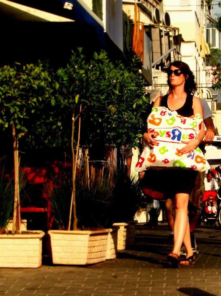 Center Chic Hotel - An Atlas Boutique Hotel Tel Aviv Ngoại thất bức ảnh