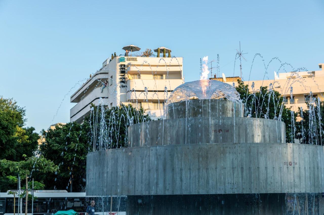 Center Chic Hotel - An Atlas Boutique Hotel Tel Aviv Ngoại thất bức ảnh